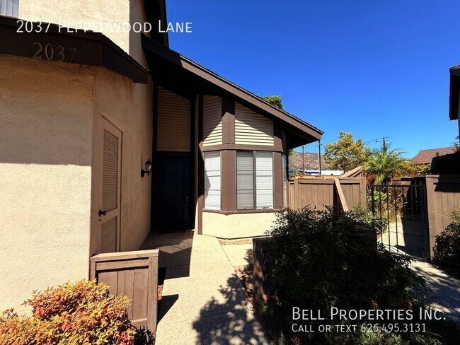 Foto del edificio - 2037 Pepperwood Ln