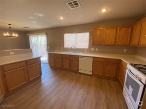 Building Photo - 3322 Palio Ave