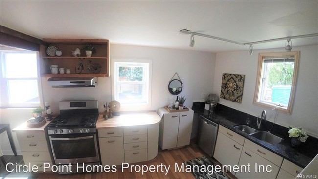 Foto del edificio - 2 br, 2.5 bath House - 4825 S Lucille Street