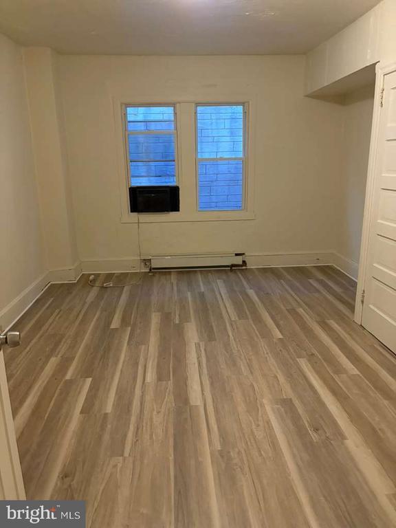 Foto del edificio - 915 N Delaware St