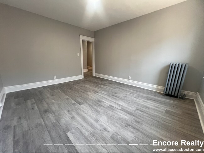 Foto del edificio - 378 Riverway