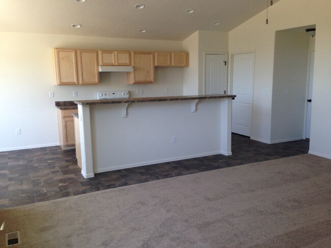 Foto del edificio - 805 Lakebrook Ct