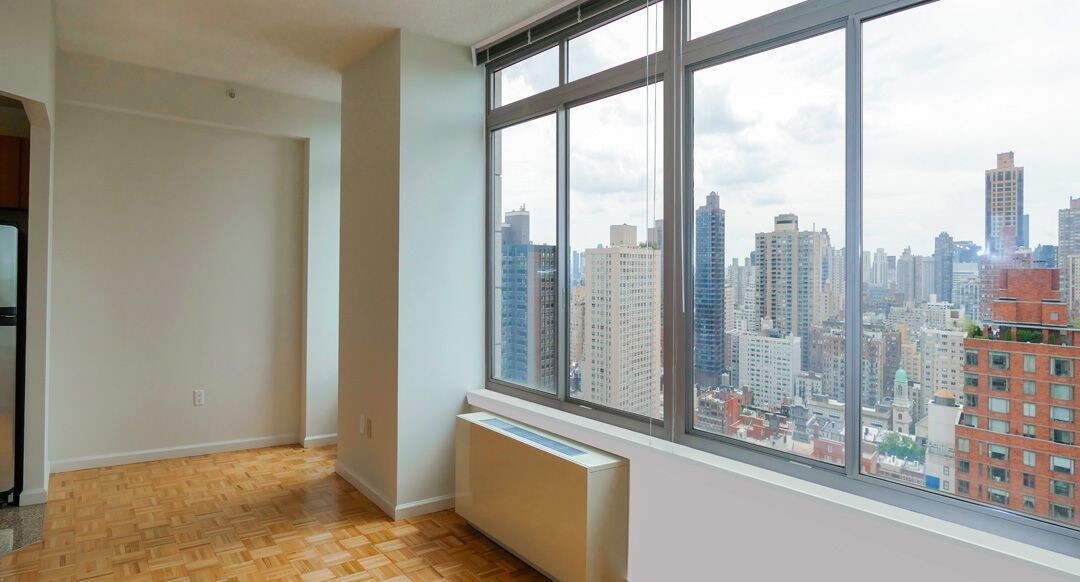Foto principal - 400 E 92nd St