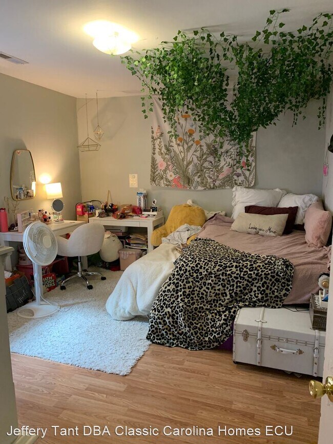 Foto del edificio - 4 br, 2 bath House - 100 S Rotary Ave