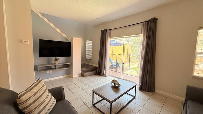 Building Photo - 8517 Bay Lilly Loop