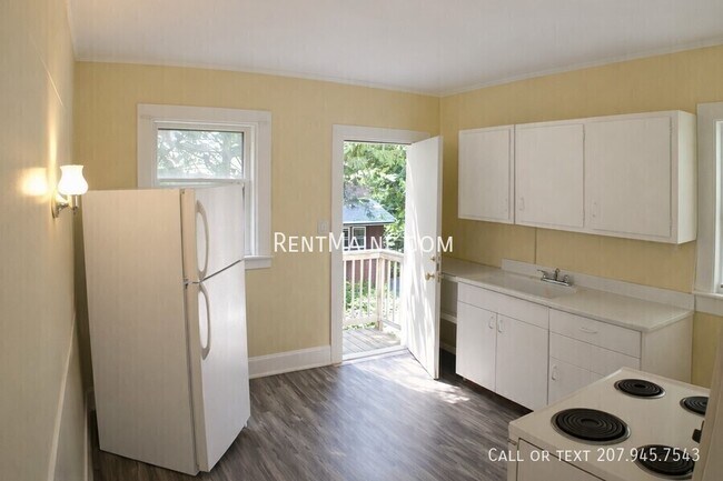 Foto del edificio - 113-115 Jackson St. Unit