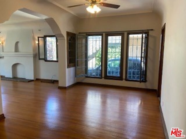 Foto del edificio - 444 N Curson Ave