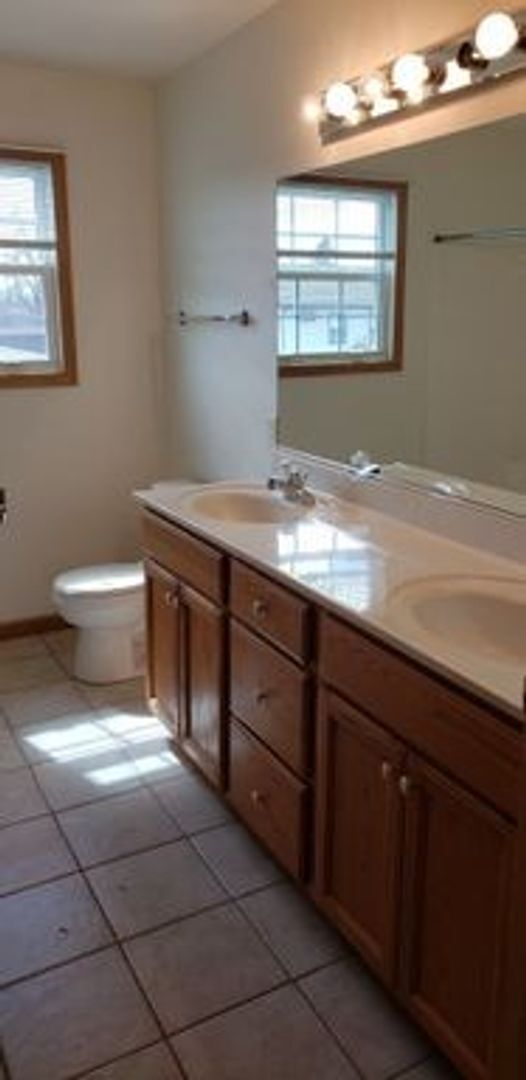 Foto del edificio - 601-603 Nicolet Ave.