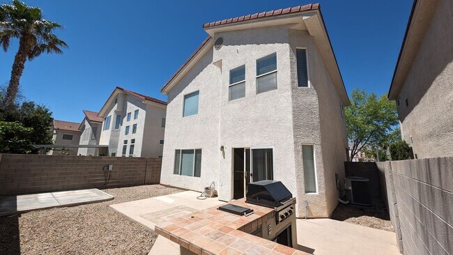 Building Photo - Gowan/Cimarron perfect 2-story home - 3 be...