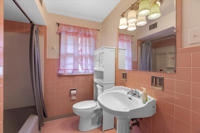 Foto del edificio - 5408 Harvard Terrace