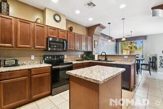 Building Photo - 42424 N Gavilan Peak Pkwy