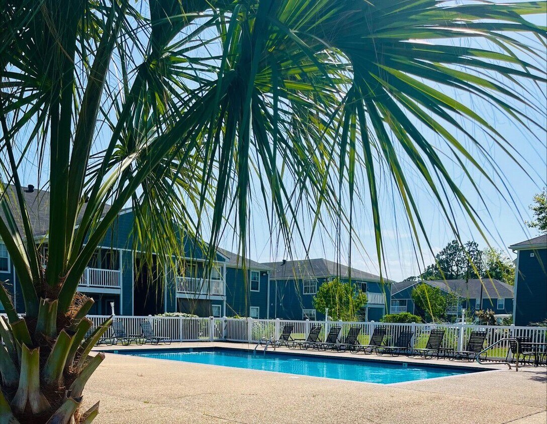 Hampton House Apartments 4401 Beatline Rd Long Beach, MS