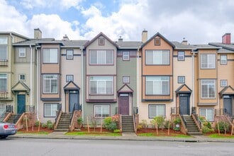 Building Photo - 17098 SW Berkeley Ln