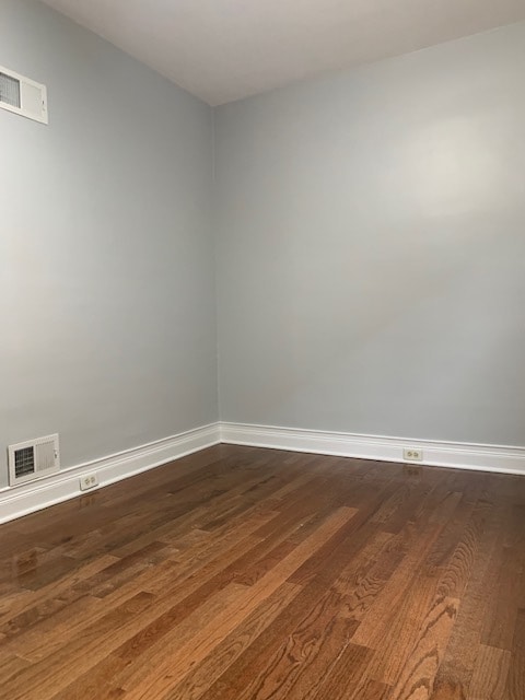 Building Photo - 5465 N Parkside Ave