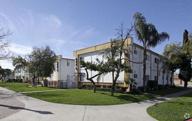 Wakeham Grant Apartaments - Wakeham-Grant Apartments