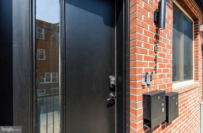 Foto del edificio - 2044 N 3rd St