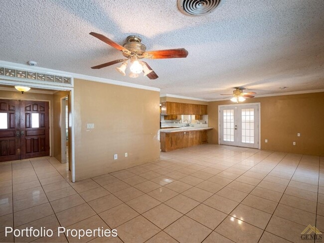 Building Photo - 3 br, 2 bath House - 14018 WESTDALE DR