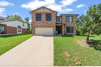Building Photo - 5806 Chuckwagon Cir