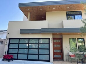Building Photo - 5224 1/2 Lennox Ave