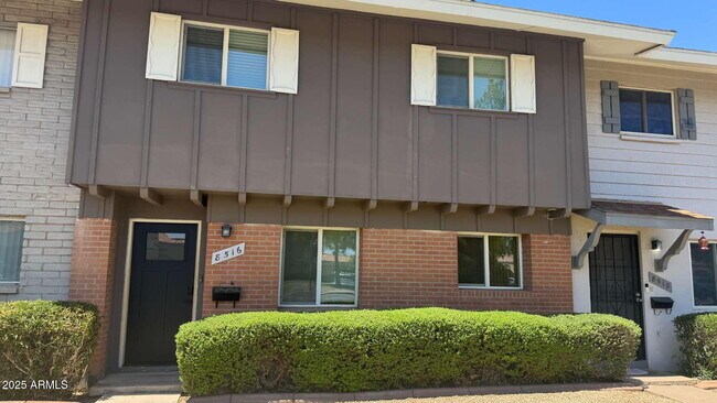 Foto del edificio - 8516 E McDonald Dr