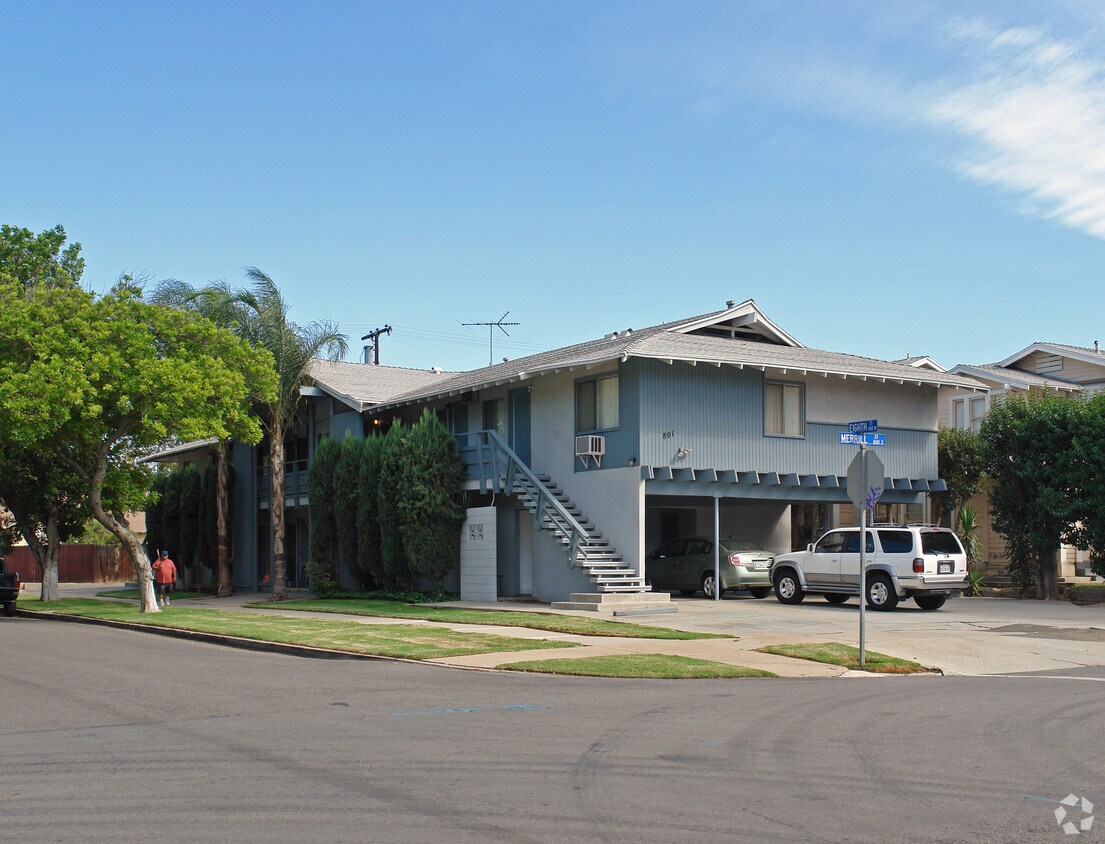 801 S Merrill St, Corona, CA 92882 Apartments at 801 S Merrill St