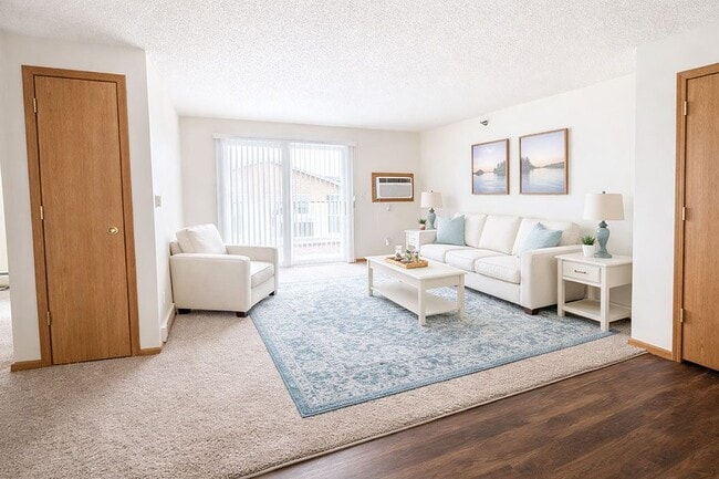 Foto del edificio - Country Club Estates