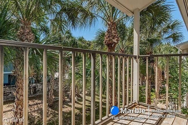 Foto del edificio - 2 br, 1 bath Condo - 3102 W Horatio St Uni...