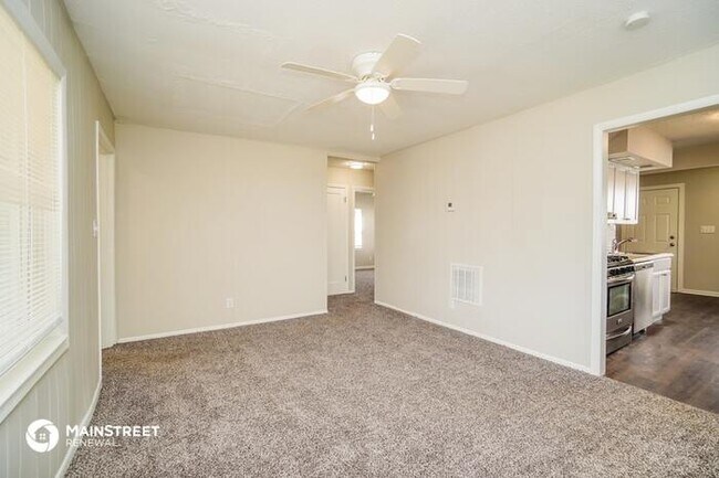 Building Photo - 2867 WOODLAND AVE, COLUMBUS, OH 43224