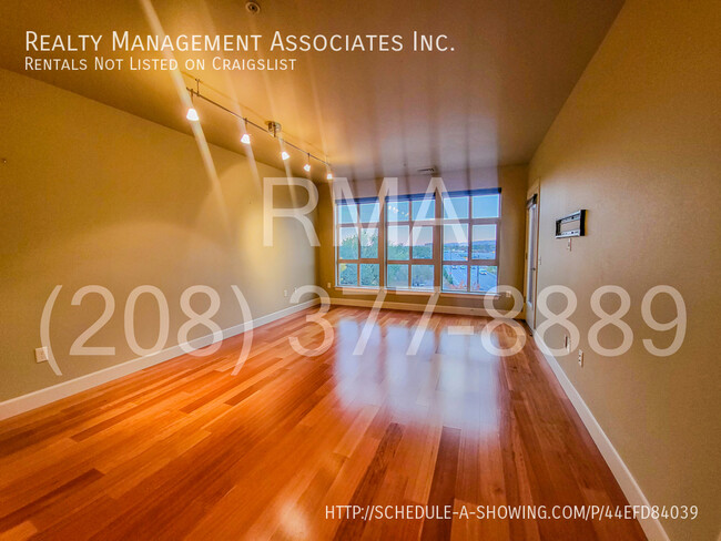 Building Photo - High End Downtown Boise Condo