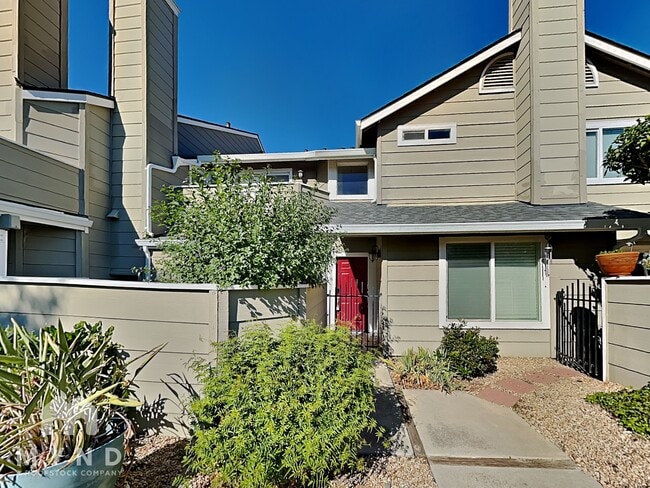 Building Photo - 66 Cherry Ridge Ln
