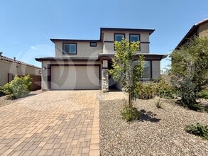 Building Photo - 11216 S 56th Ln