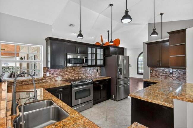 Building Photo - 9121 Paragon Way