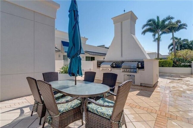 Foto del edificio - 331 Cleveland St