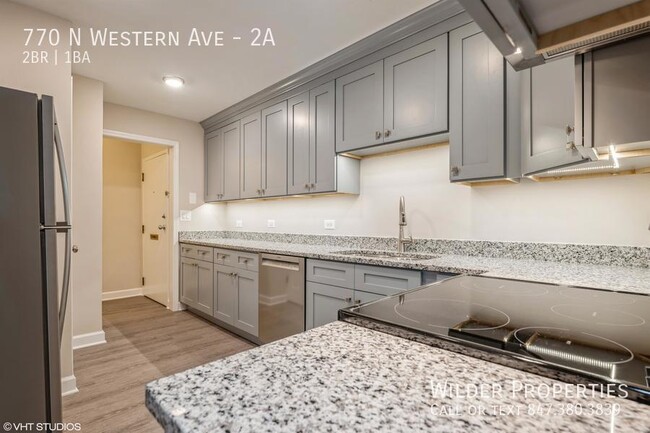 Foto del edificio - 770 N Western Ave