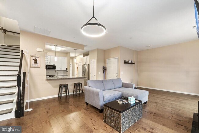 Foto del edificio - 13947 Hollow Wind Way