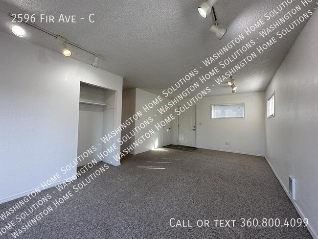 Building Photo - 2596 Fir Ave