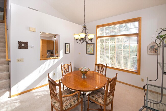 Foto del edificio - 18352 Coneflower Ln