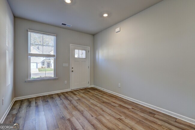 Building Photo - 479 Payne Dr