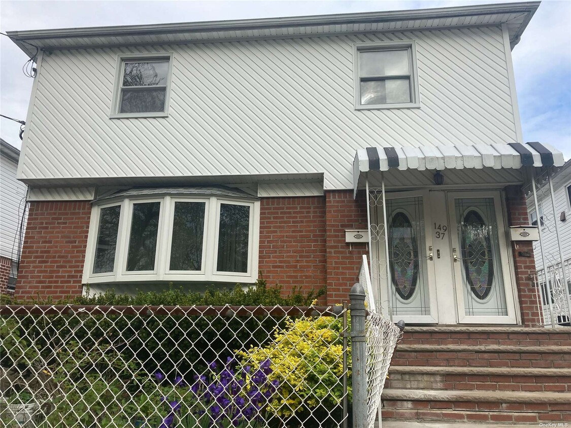 14937 259th St Unit 2, Queens, NY 11422 Room for Rent in Queens, NY