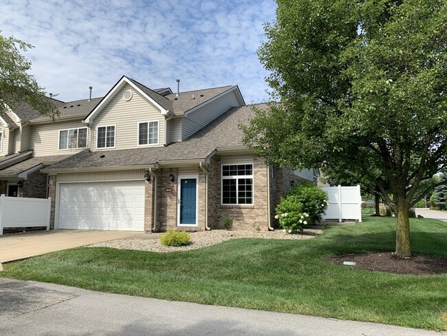 Building Photo - Awesome Condo in Franklin Township!