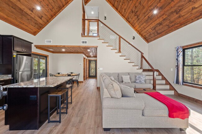 Foto del edificio - 346 Fincastle Rd