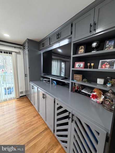 Photo - 15309 Alan Dr House