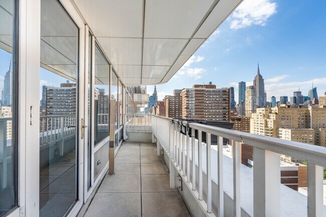 Foto del edificio - 340 E 23rd St
