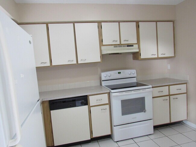Foto del edificio - 904 Riverside Dr