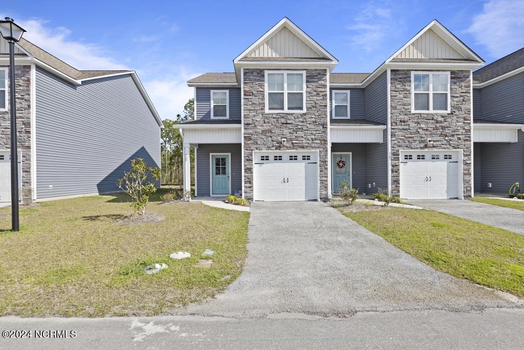 Foto principal - 345 S Stingray Ln