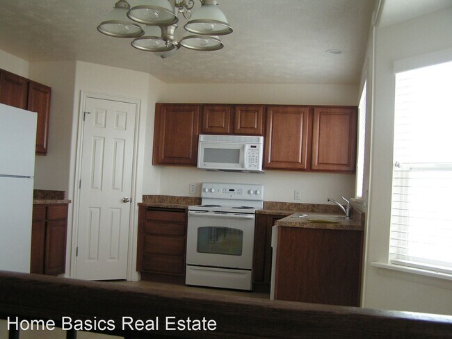 Building Photo - 5 br, 3 bath House - 7615 N Silver Ranch Rd