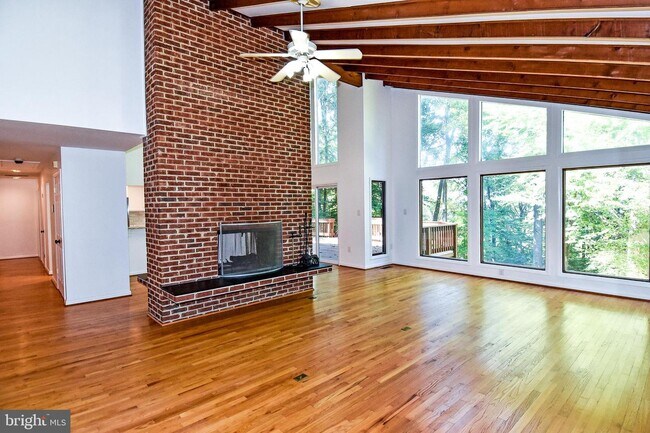 Foto del edificio - 14701 W Auburn Rd