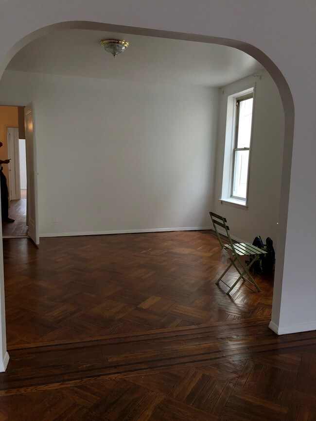 Building Photo - 361 85th St