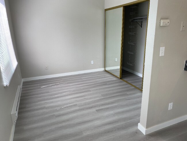Foto del edificio - 334 Wells Ave S