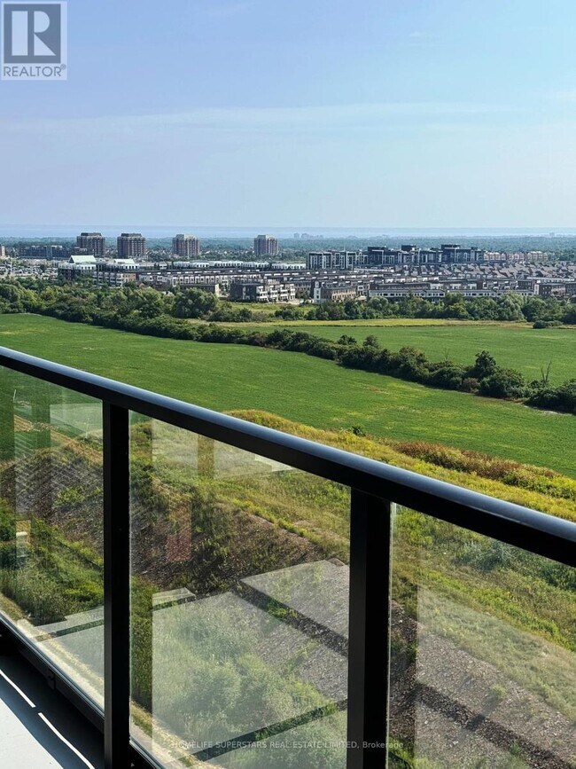 Photo du bâtiment - 3220 William Coltson Ave